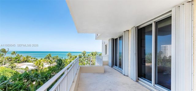 791 Crandon Blvd 507, Key Biscayne, FL 33149
