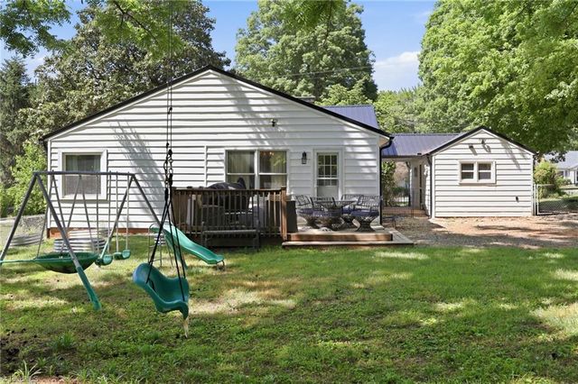 310 E Holly Hill Road, Thomasville, NC 27360
