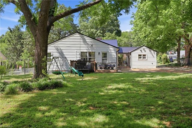 310 E Holly Hill Road, Thomasville, NC 27360