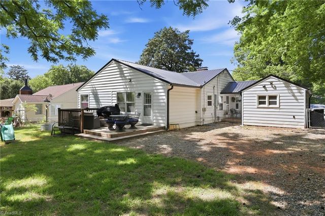 310 E Holly Hill Road, Thomasville, NC 27360