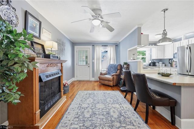 310 E Holly Hill Road, Thomasville, NC 27360