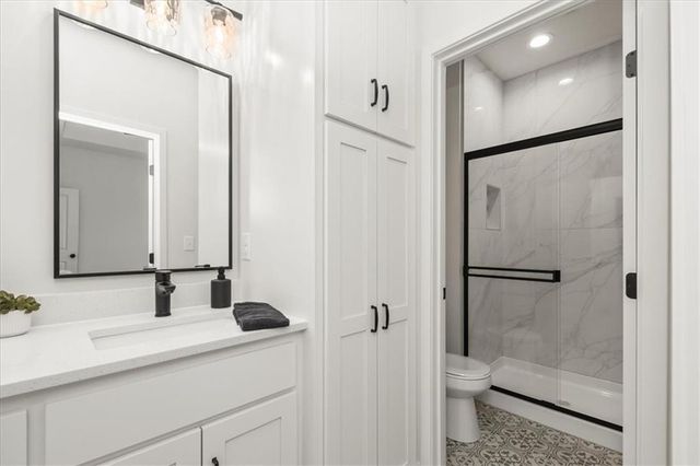 218 N Boardman Street, Pleasant Hill, MO 64080