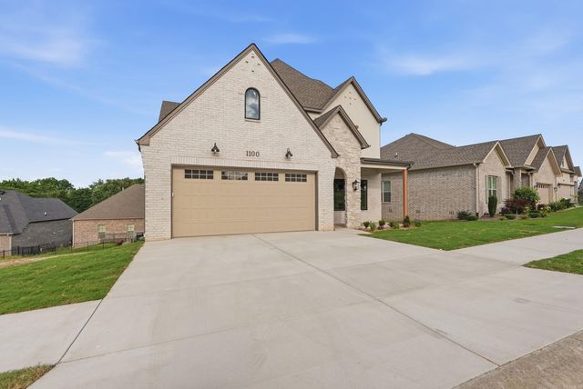 1100 Edinburgh Drive, Conway, AR 72034