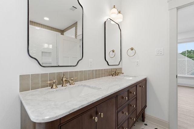 1100 Edinburgh Drive, Conway, AR 72034