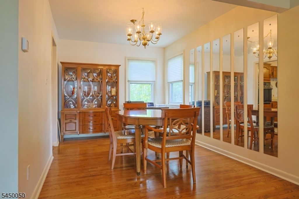 286 Pershing Rd, Clifton City, NJ 07013 — photo 5