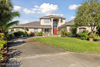 914 Sierra Place NE, Palm Bay, FL 32907