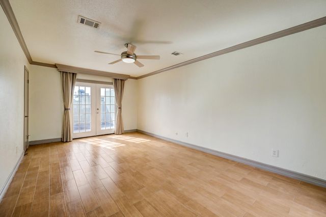 3158 W Holcombe Boulevard 3158, West University Place, TX 77025