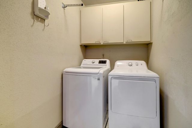 3158 W Holcombe Boulevard 3158, West University Place, TX 77025