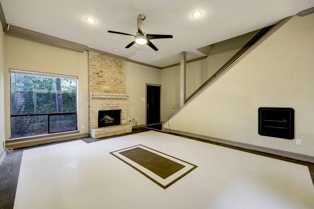 3158 W Holcombe Boulevard 3158, West University Place, TX 77025