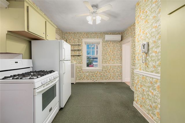 93 Overhill Road, Providence, RI 02906