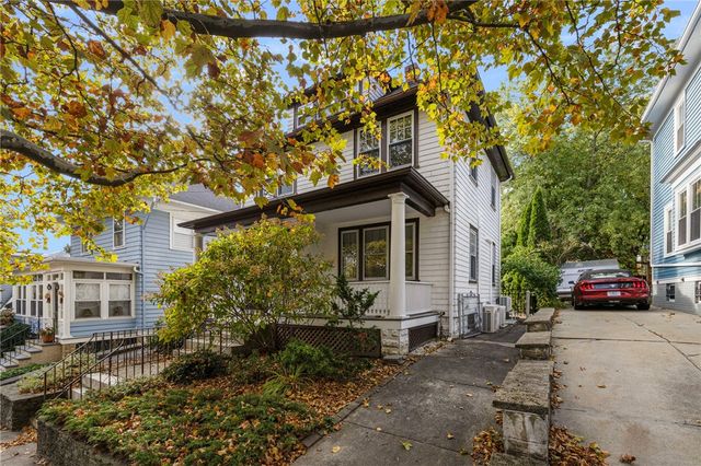 93 Overhill Road, Providence, RI 02906