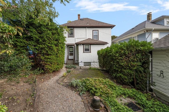 93 Overhill Road, Providence, RI 02906