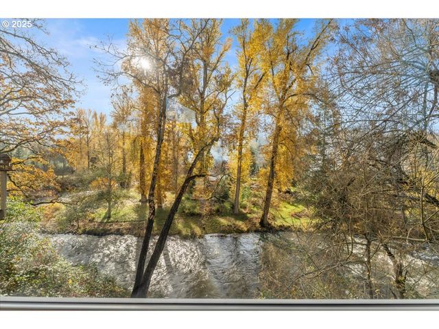 17616 ABIQUA Rd Ne, Silverton, OR 97381