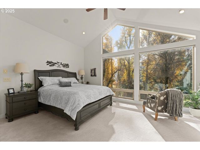 17616 ABIQUA Rd Ne, Silverton, OR 97381