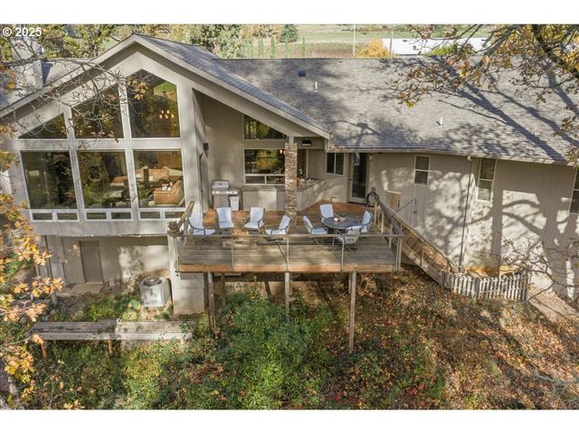 17616 ABIQUA Rd Ne, Silverton, OR 97381