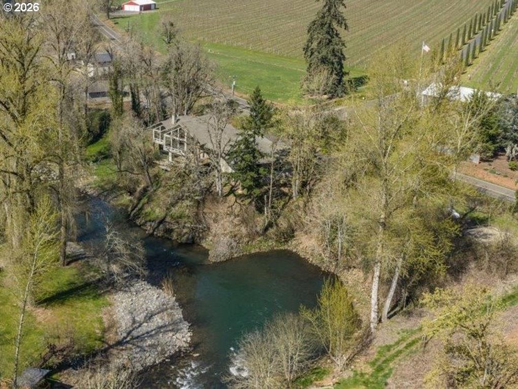 17616 ABIQUA Rd Ne, Silverton, OR 97381