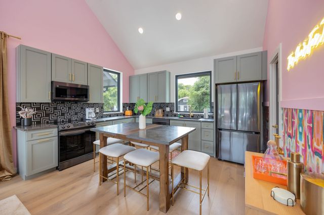 1501 16th Ave S Unit 3, Nashville, TN 37212