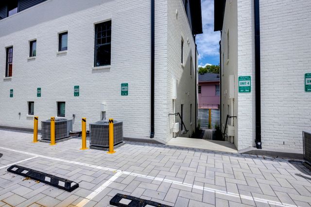 1501 16th Ave S Unit 3, Nashville, TN 37212
