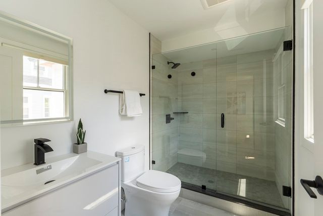 177 Thorndike St 1, Brookline, MA 02446