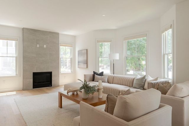 177 Thorndike St 1, Brookline, MA 02446