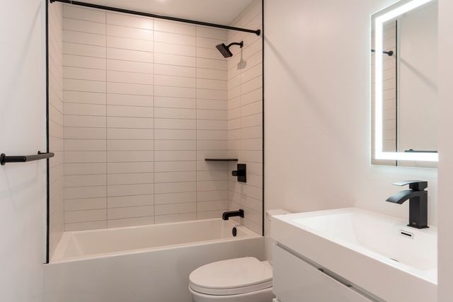 177 Thorndike St 1, Brookline, MA 02446