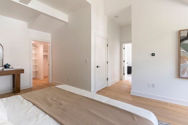 177 Thorndike St 1, Brookline, MA 02446