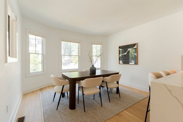 177 Thorndike St 1, Brookline, MA 02446