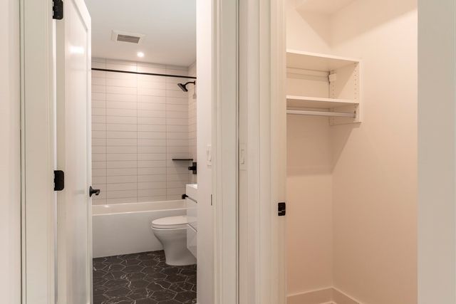 177 Thorndike St 1, Brookline, MA 02446