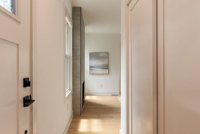 177 Thorndike St 1, Brookline, MA 02446