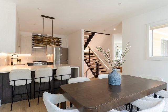 177 Thorndike St 1, Brookline, MA 02446