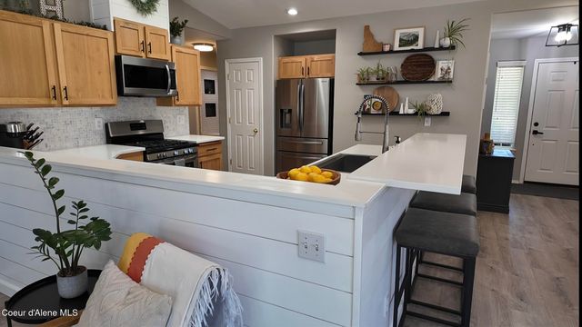 265 E Jeffrey Pine LN, Coeur D'alene, ID 83815