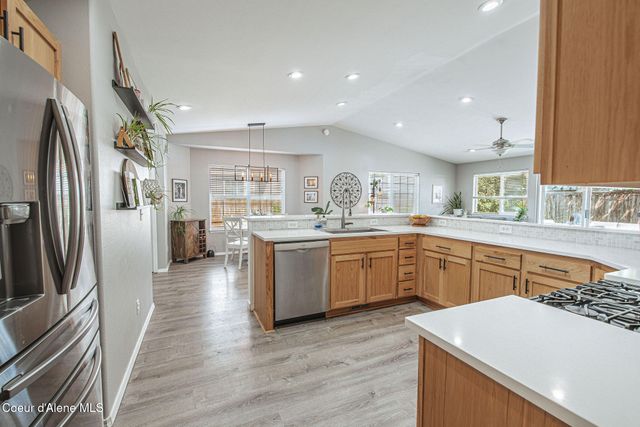 265 E Jeffrey Pine LN, Coeur D'alene, ID 83815