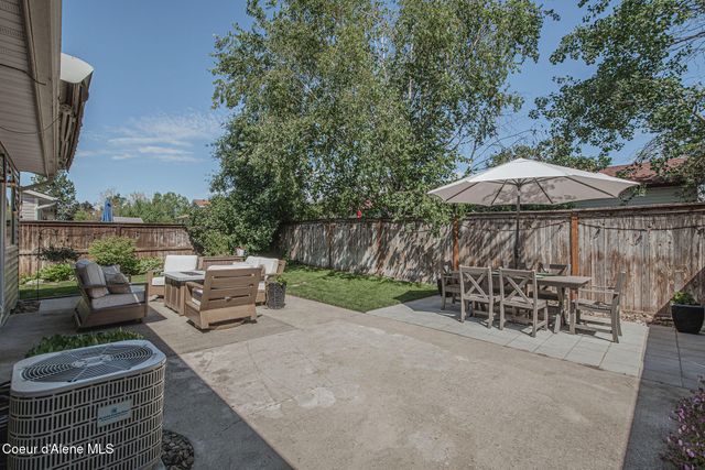 265 E Jeffrey Pine LN, Coeur D'alene, ID 83815