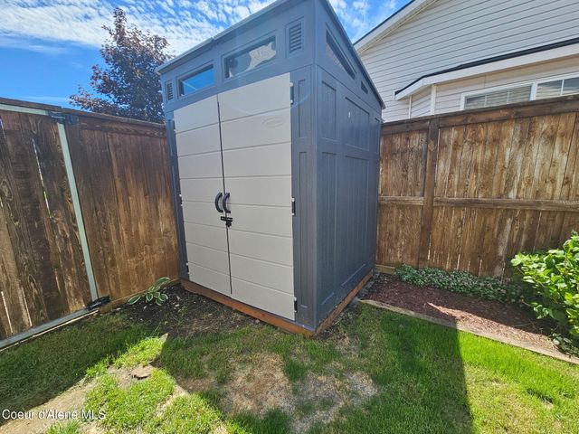 265 E Jeffrey Pine LN, Coeur D'alene, ID 83815