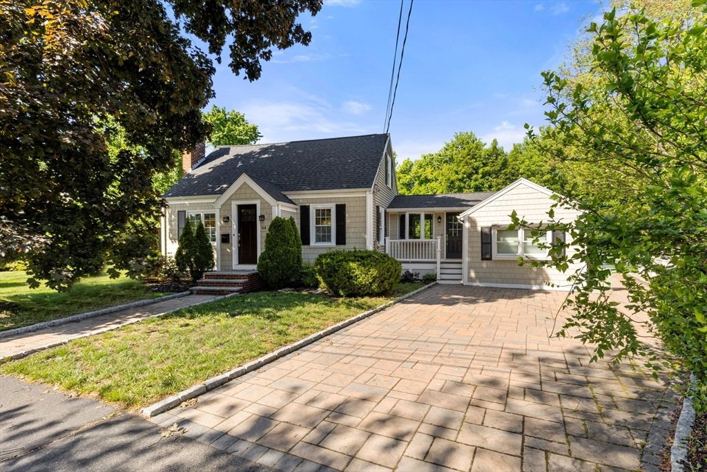 64 Paon Blvd, Wakefield, MA 01880