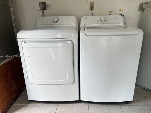 7313 NW 57th Ct, Tamarac, FL 33321