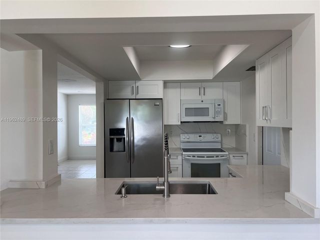 7313 NW 57th Ct, Tamarac, FL 33321