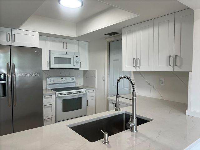 7313 NW 57th Ct, Tamarac, FL 33321