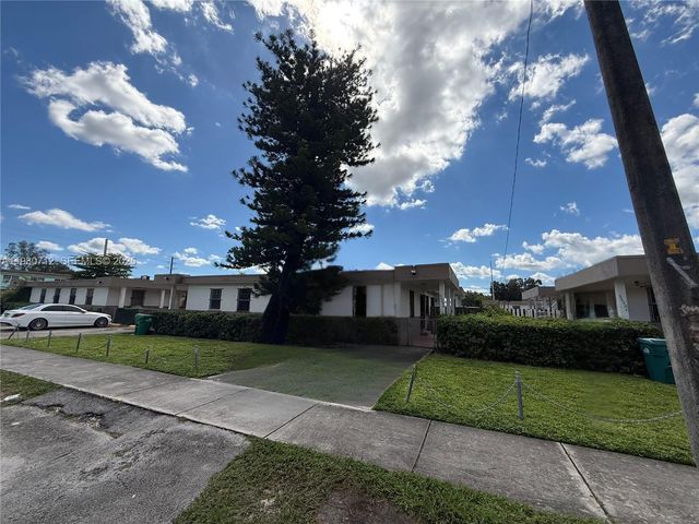 3220 NW 47th St B, Miami, FL 33142