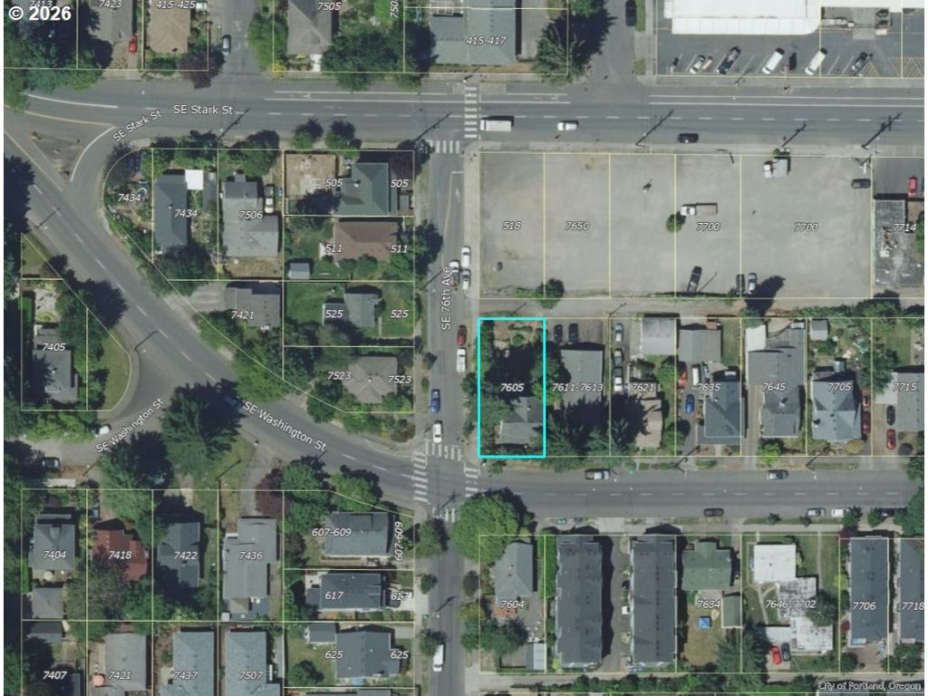 7605 Se WASHINGTON St, Portland, OR 97215