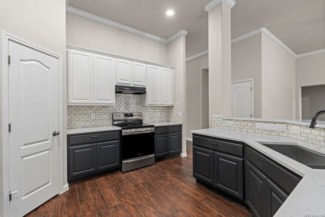 4233 Fossil, San Antonio, TX 78261