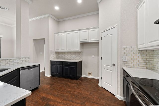 4233 Fossil, San Antonio, TX 78261