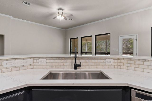 4233 Fossil, San Antonio, TX 78261