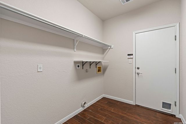 4233 Fossil, San Antonio, TX 78261