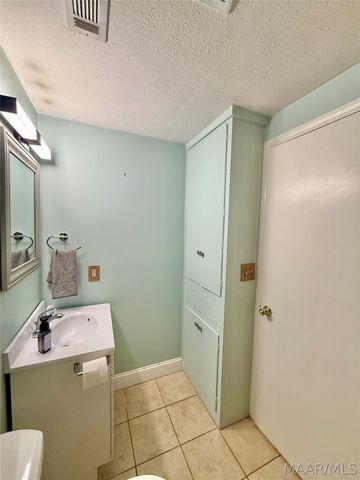 203 Lilac Drive, Prattville, AL 36067