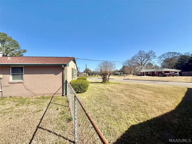 203 Lilac Drive, Prattville, AL 36067