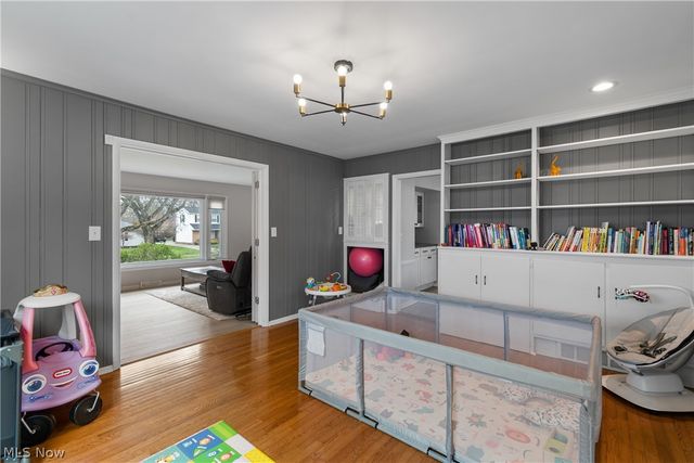 23650 Shelburne Road, Shaker Heights, OH 44122