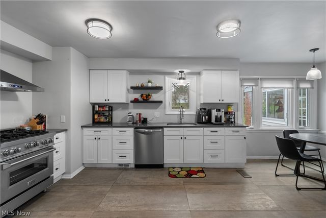 23650 Shelburne Road, Shaker Heights, OH 44122