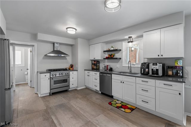 23650 Shelburne Road, Shaker Heights, OH 44122