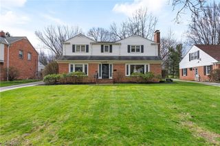 23650 Shelburne Road, Shaker Heights, OH 44122